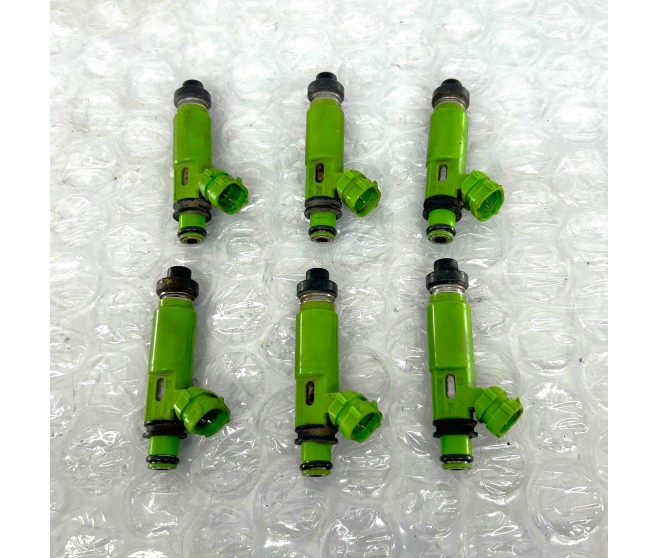 FUEL INJECTORS X6 NOT TESTED FOR A MITSUBISHI L200 - K76T