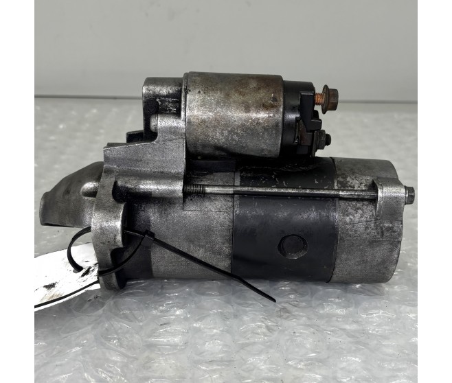 STARTER MOTOR FOR A MITSUBISHI PAJERO/MONTERO - V44W