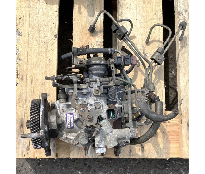 FUEL INJECTION PUMP - SPARES OR REPAIRS FOR A MITSUBISHI V10-40# - FUEL INJECTION PUMP