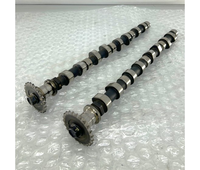 INLET AND EXHAUST CAMSHAFT FOR A MITSUBISHI NATIVA/PAJ SPORT - KH8W