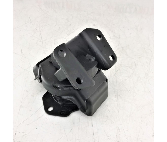 ENGINE MOUNT RIGHT FOR A MITSUBISHI V70# - ENGINE MOUNT RIGHT