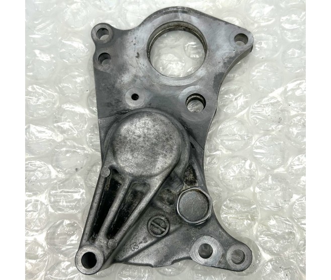 INJECTION PUMP BEARING BLOCK