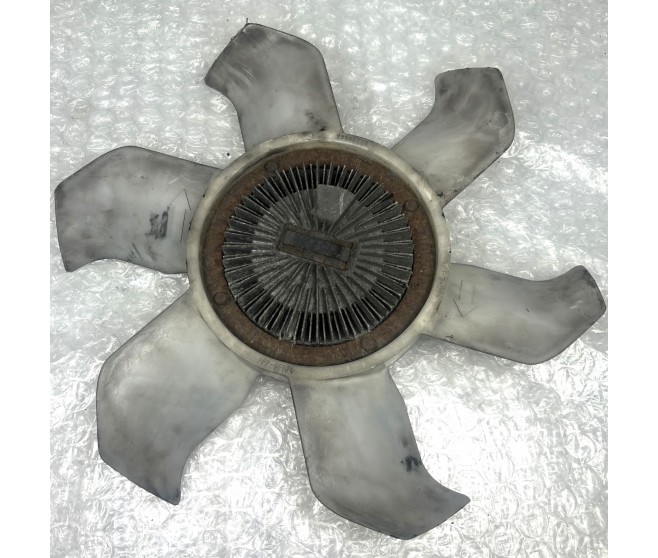 COOLING FAN AND FAN COUPLING FOR A MITSUBISHI PAJERO - V78W