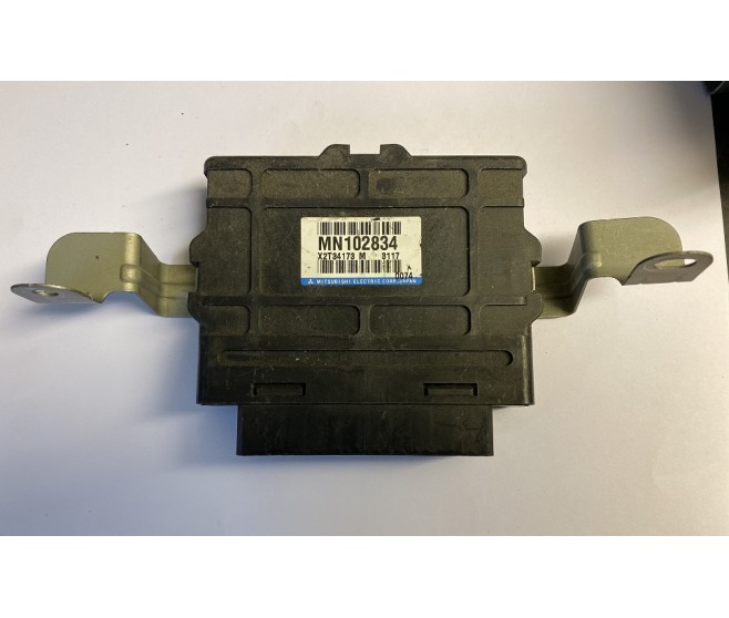 ABS CONTROL UNIT MN102834  FOR A MITSUBISHI V60,70# - RELAY,FLASHER & SENSOR
