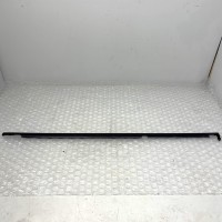 LEFT HAND REAR DOOR WINDOW SCRAPER SEAL