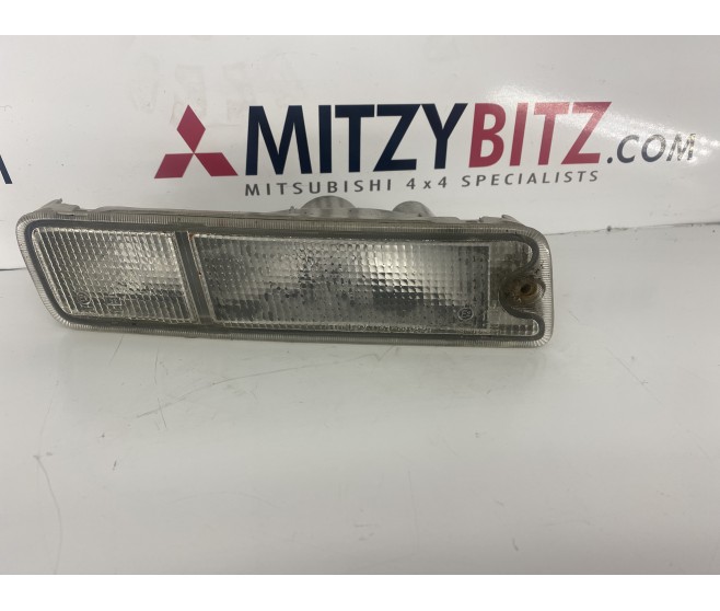 FRONT RIGHT BUMPER INDICATOR SIDELIGHT FOR A MITSUBISHI L200 - K74T