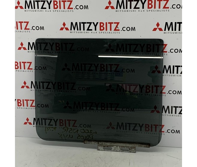 REAR LEFT DOOR WINDOW GLASS FOR A MITSUBISHI L200 - K76T