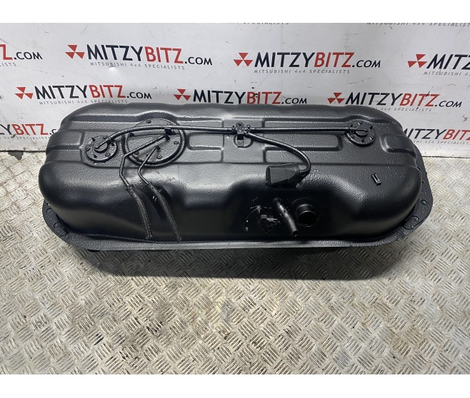 96-04 COMPLETE FUEL TANK ASSY FOR A MITSUBISHI L200 - K77T