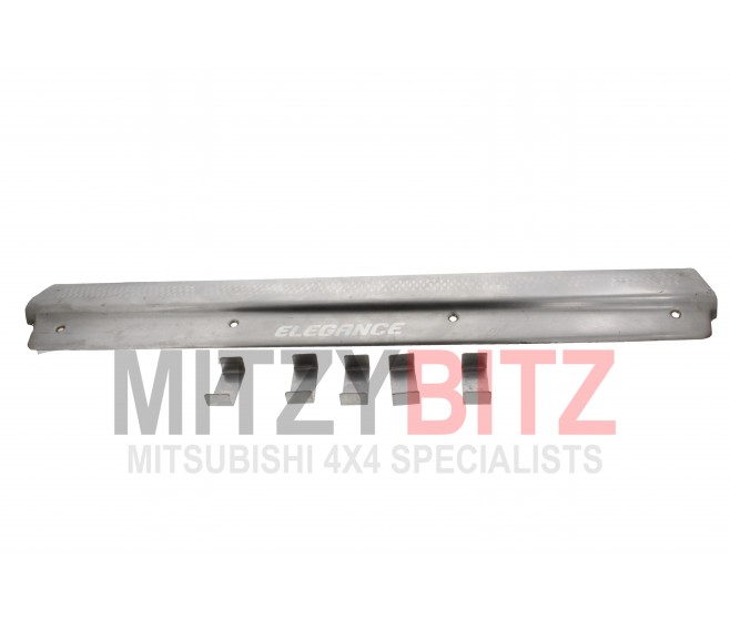 FRONT RIGHT DOOR STEP SCUFF PLATE FOR A MITSUBISHI KH0# - FRONT RIGHT DOOR STEP SCUFF PLATE