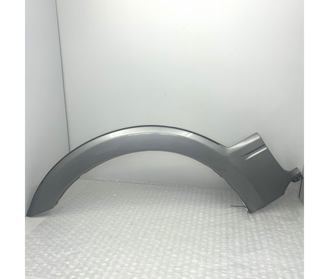 FRONT LEFT OVERFENDER FOR A MITSUBISHI GENERAL (EXPORT) - EXTERIOR