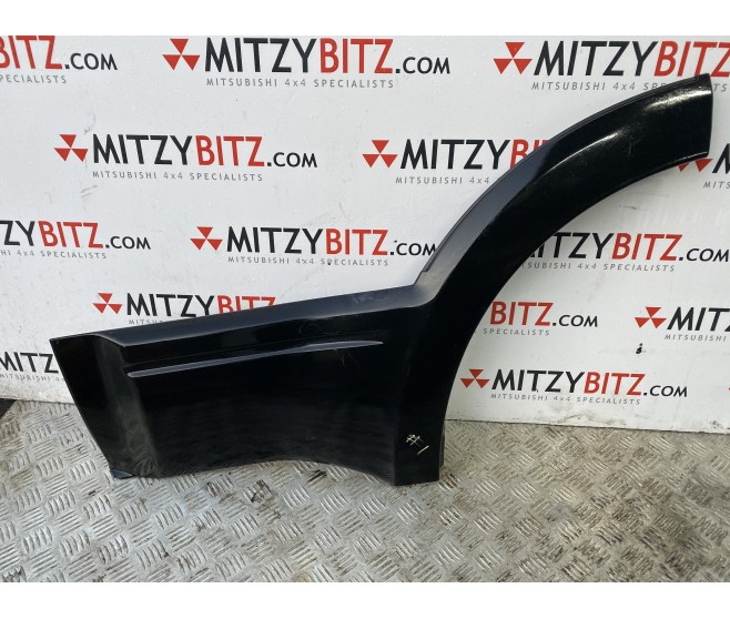 DOOR LOWER TRIM REAR LEFT  FOR A MITSUBISHI V75,77W - DOOR LOWER TRIM REAR LEFT 