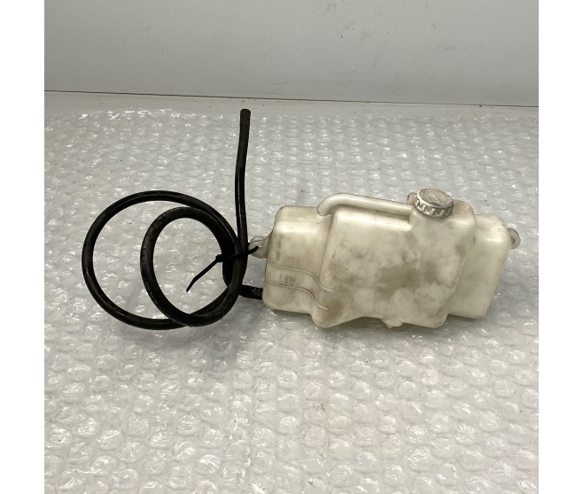 RADIATOR CONDENSER OVERFLOW TANK FOR A MITSUBISHI L200 - KB4T