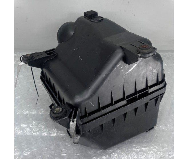 AIR CLEANER FILTER BOX FOR A MITSUBISHI L200,L200 SPORTERO - KA5T