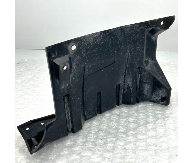 LEFT SIDE ENGINE COVER FOR A MITSUBISHI ASX - GA6W