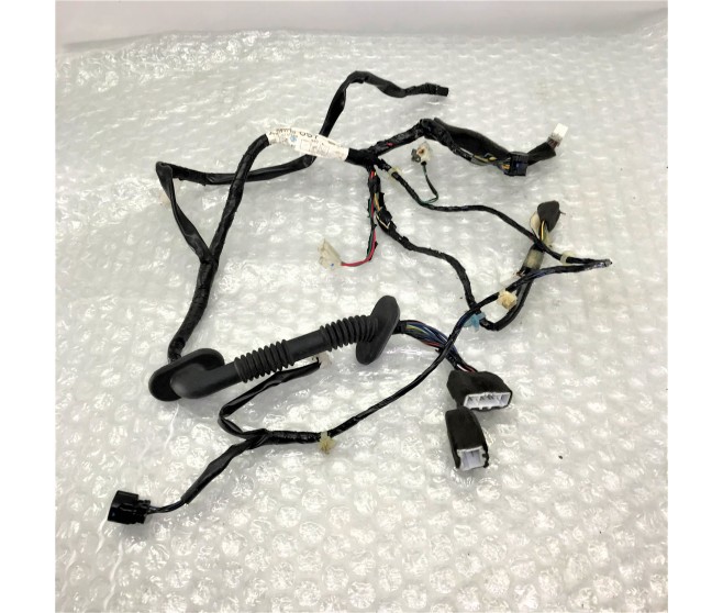 DOOR WIRING LOOM FRONT RIGHT FOR A MITSUBISHI PAJERO/MONTERO SPORT - K96W