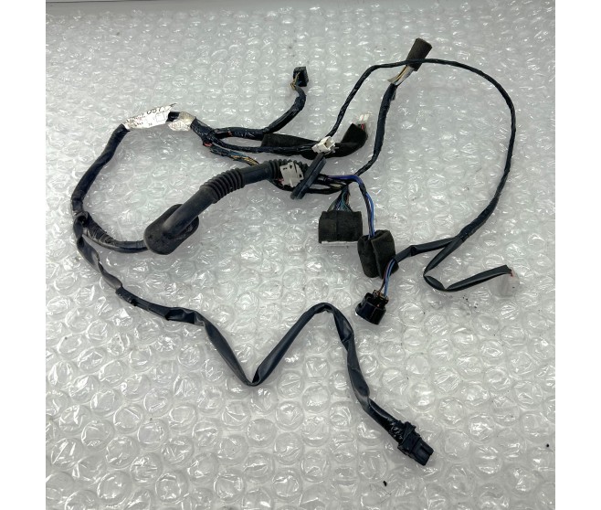 DOOR WIRING LOOM FRONT RIGHT FOR A MITSUBISHI PAJERO/MONTERO SPORT - K96W