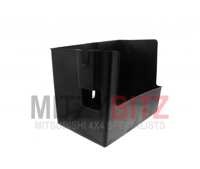 BATTERY SEAT FOR A MITSUBISHI KJ-L# - BATTERY CABLE & BRACKET