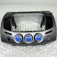 CENTRE DASH TRIM AND HEATER CONTROL