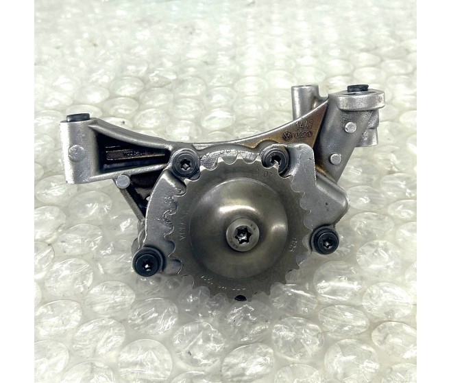 ENGINE OIL PUMP FOR A MITSUBISHI GENERAL (EXPORT) - LUBRICATION