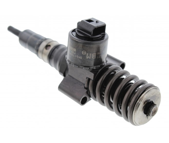 FUEL INJECTOR FOR A MITSUBISHI OUTLANDER - CW7W