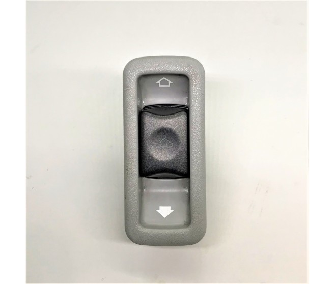 SUNROOF SWITCH FOR A MITSUBISHI H60,70# - SUNROOF SWITCH