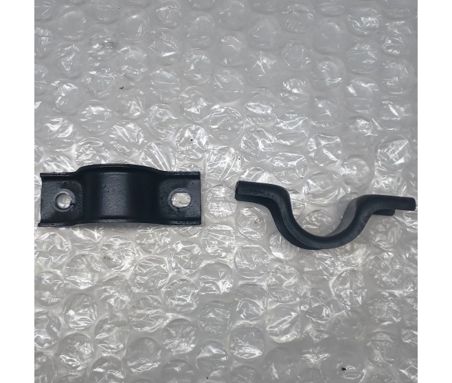 FRONT ANTI ROLL BAR D BUSH BRACKET FOR A MITSUBISHI GENERAL (EXPORT) - FRONT SUSPENSION