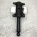 FRONT SHOCK ABSORBER WITH DRIVERS SIDE BRACKET FOR A MITSUBISHI DELICA SPACE GEAR/CARGO - PD8W