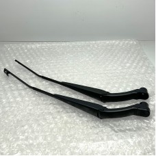 WINDSCREEN WIPER ARMS