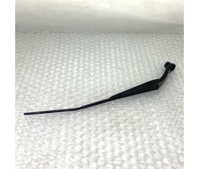 FRONT DRIVER WIPER ARM