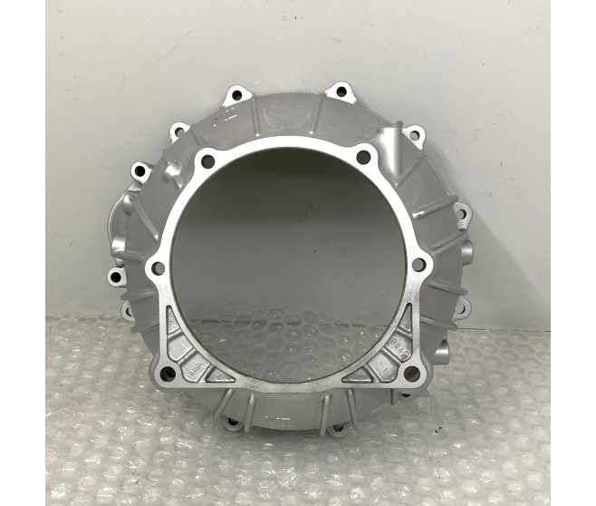 GEARBOX BELL HOUSING FOR A MITSUBISHI PAJERO/MONTERO - V46W