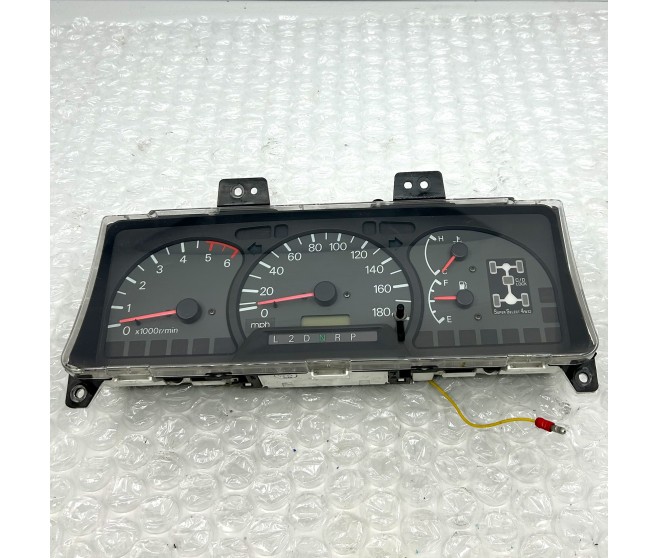 SPEEDOMETER MR146389 FOR A MITSUBISHI DELICA SPACE GEAR/CARGO - PB5V