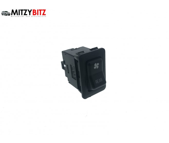 REAR HEATER BLOWER MOTOR SWITCH FOR A MITSUBISHI PAJERO - V46WG