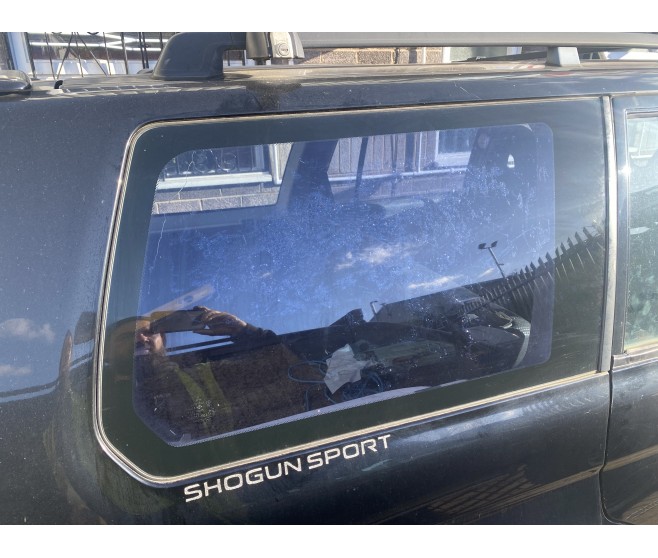 REAR QUARTER GLASS WINDOW RIGHT FOR A MITSUBISHI CHALLENGER - K94WG