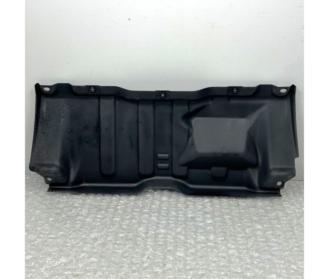 UNDER ENGINE SUMP GUARD SKID PLATE FOR A MITSUBISHI EXTERIOR - 