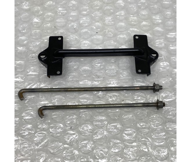 BATTERY HOLDER BRACKET WITH L BOLTS FOR A MITSUBISHI OUTLANDER - CW5W