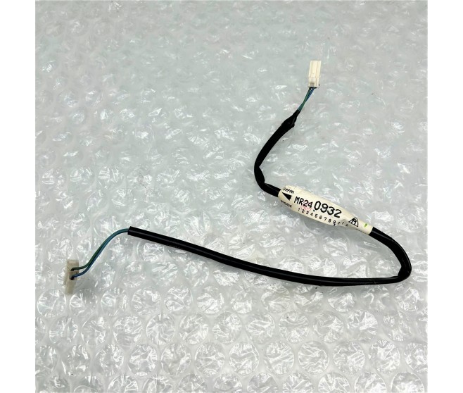 SUB HARNESS WIRING LOOM FRONT DOOR FOR A MITSUBISHI PAJERO - V45W