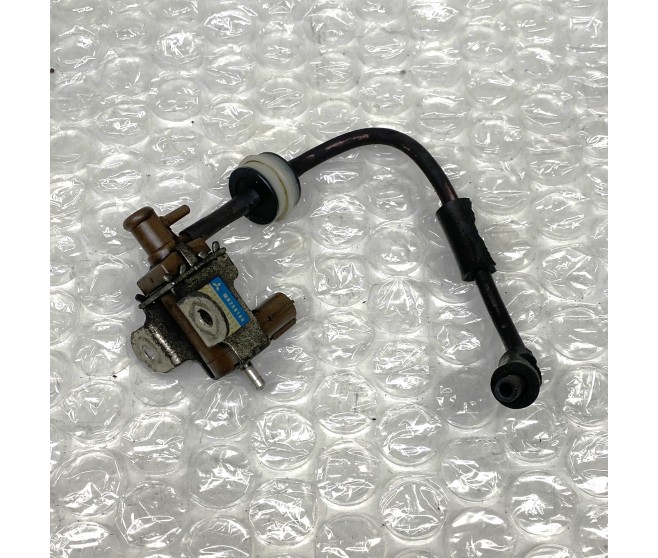 EMISSION SOLENOID VALVE FOR A MITSUBISHI PAJERO/MONTERO - V98W