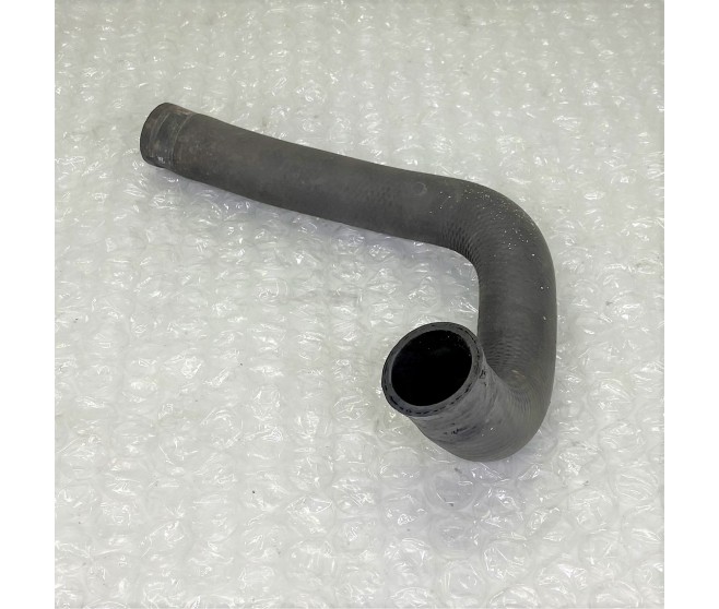 LOWER RADIATOR HOSE FOR A MITSUBISHI CHALLENGER - K94W