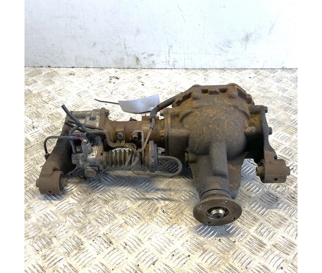 FRONT DIFF FOR A MITSUBISHI PAJERO JR - H57A