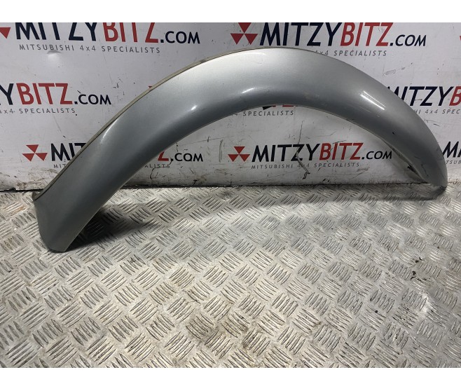 FRONT RIGHT OVERFENDER FOR A MITSUBISHI PAJERO SPORT - K97W
