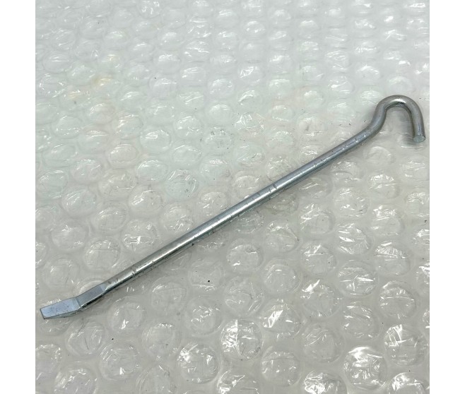 JACK HANDLE EXTENSION BAR FOR A MITSUBISHI TOOL - 