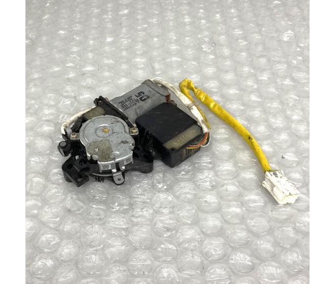 WINDOW REGULATOR MOTOR ONLY FRONT LEFT FOR A MITSUBISHI PAJERO - V21W