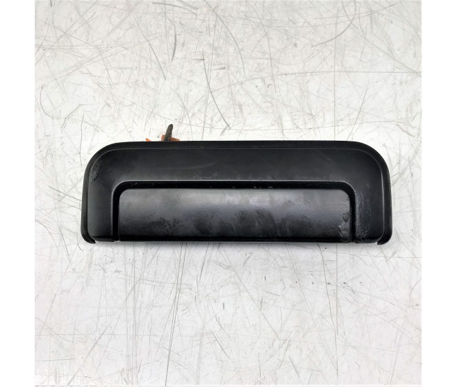DOOR HANDLE REAR RIGHT FOR A MITSUBISHI NATIVA - K94W