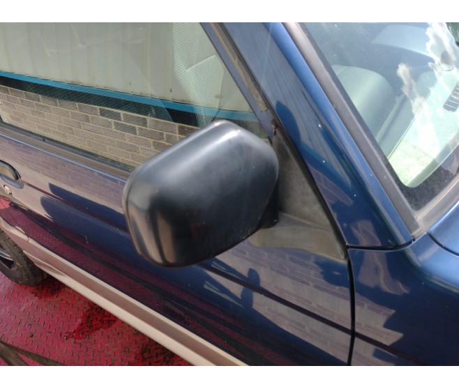 RIGHT WING MIRROR MANUAL FOR A MITSUBISHI H53,58A - RIGHT WING MIRROR MANUAL