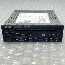 W142 RADIO STEREO CD PLAYER