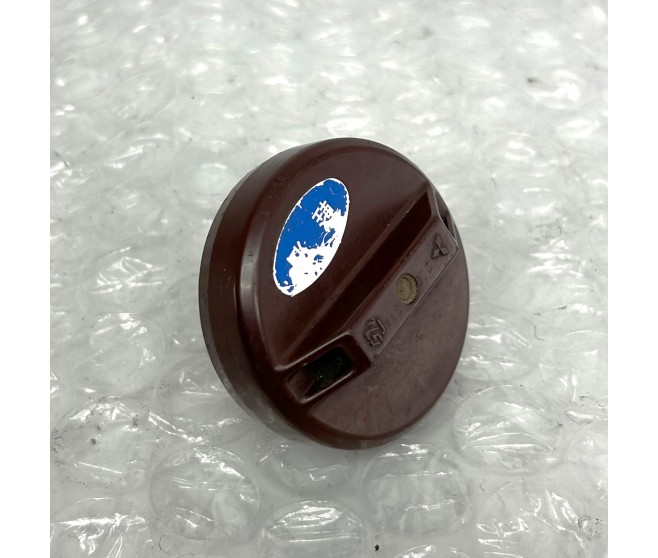 FUEL FILLER CAP FOR A MITSUBISHI L300 - P03V