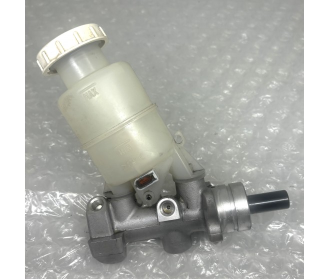 BRAKE MASTER CYLINDER