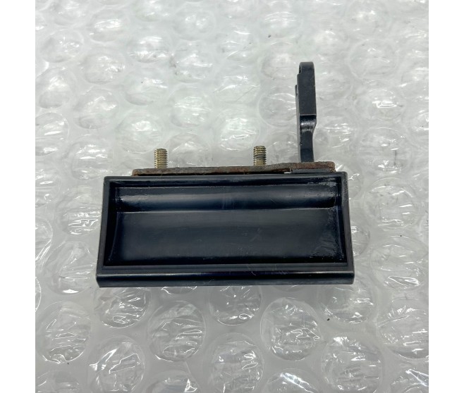 TAILGATE OUTSIDE DOOR HANDLE FOR A MITSUBISHI JAPAN - DOOR