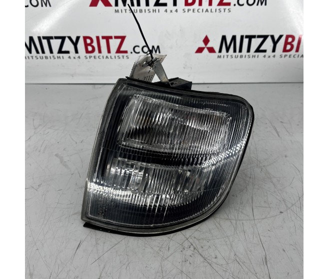 SIDELIGHT FRONT LEFT FOR A MITSUBISHI PAJERO - V43W