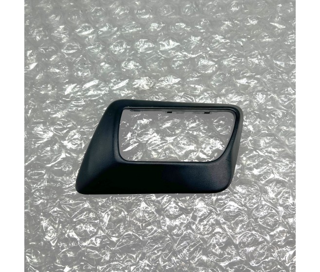 DOOR HANDLE COVER REAR LEFT FOR A MITSUBISHI H76W - DOOR HANDLE COVER REAR LEFT
